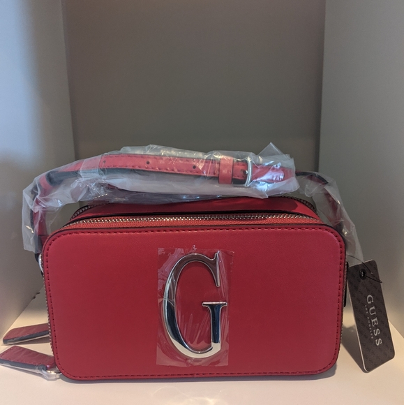 Handbags - Guess bag